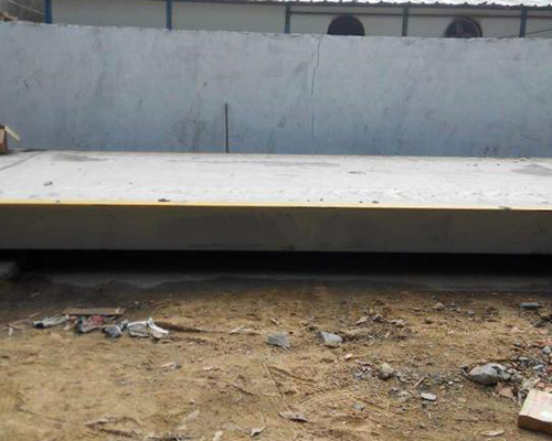 海南鑫星光礦業SCS-100T全數字汽車衡地磅安裝現場 